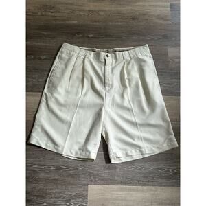 Caribbean Joe Men's Shorts White Cream Size 38